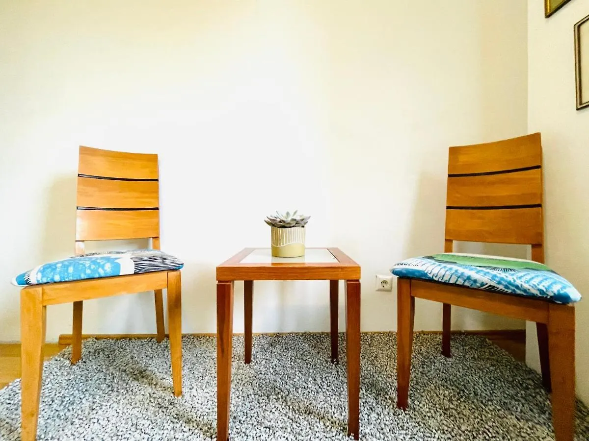 Das Zimmer Im Wiener Haus 0*, Vídeň Rakousko