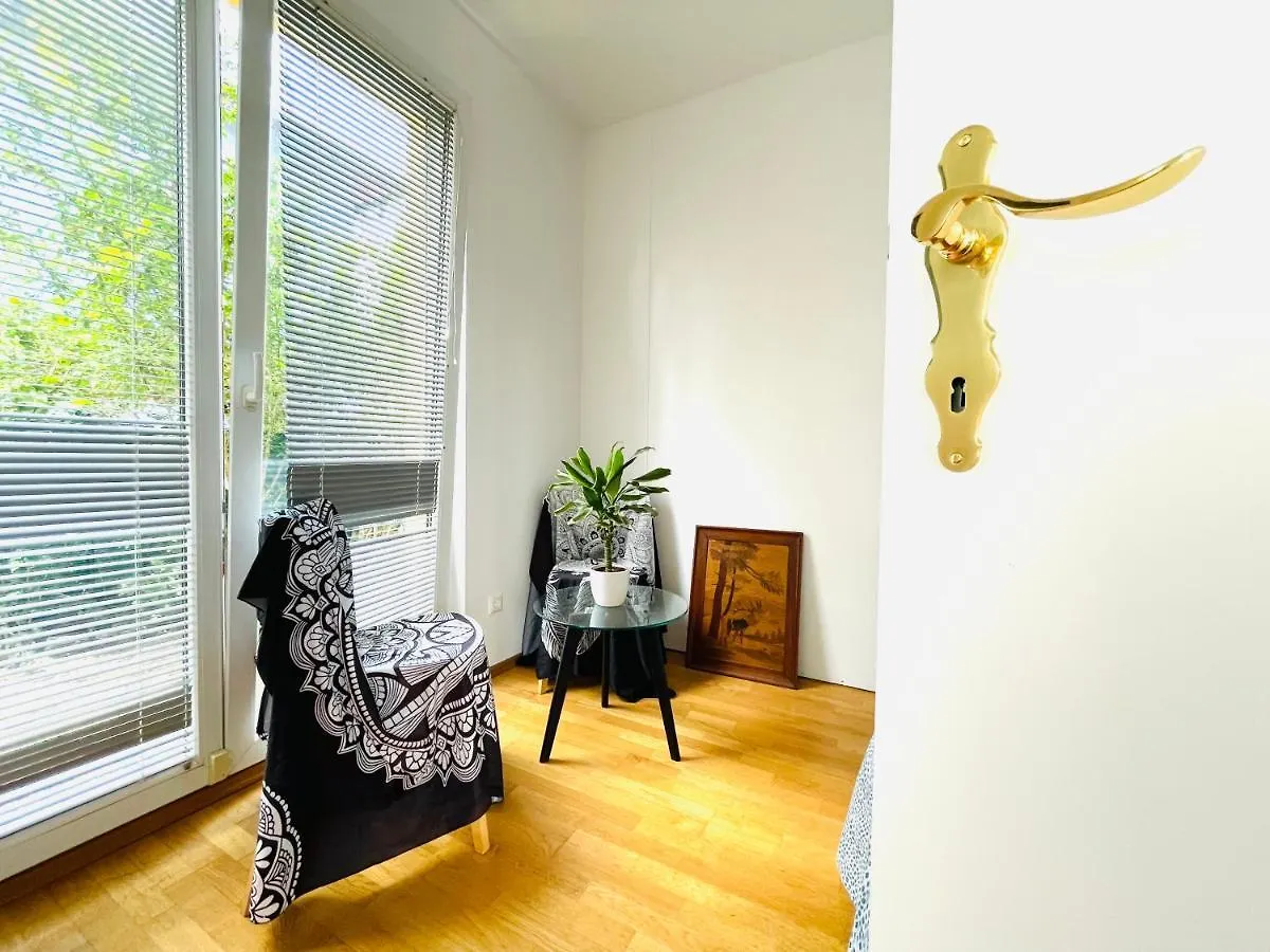 Das Zimmer Im Wiener Haus منزل للإقامة